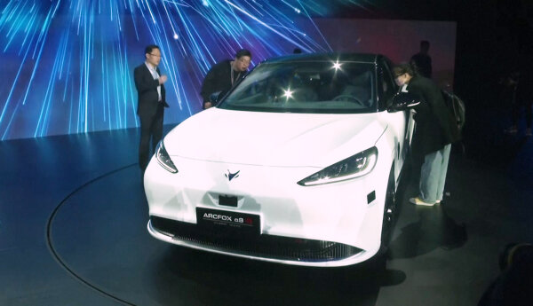 Samochód od producenta smartfonów, nowe elektryki i drukowana broń